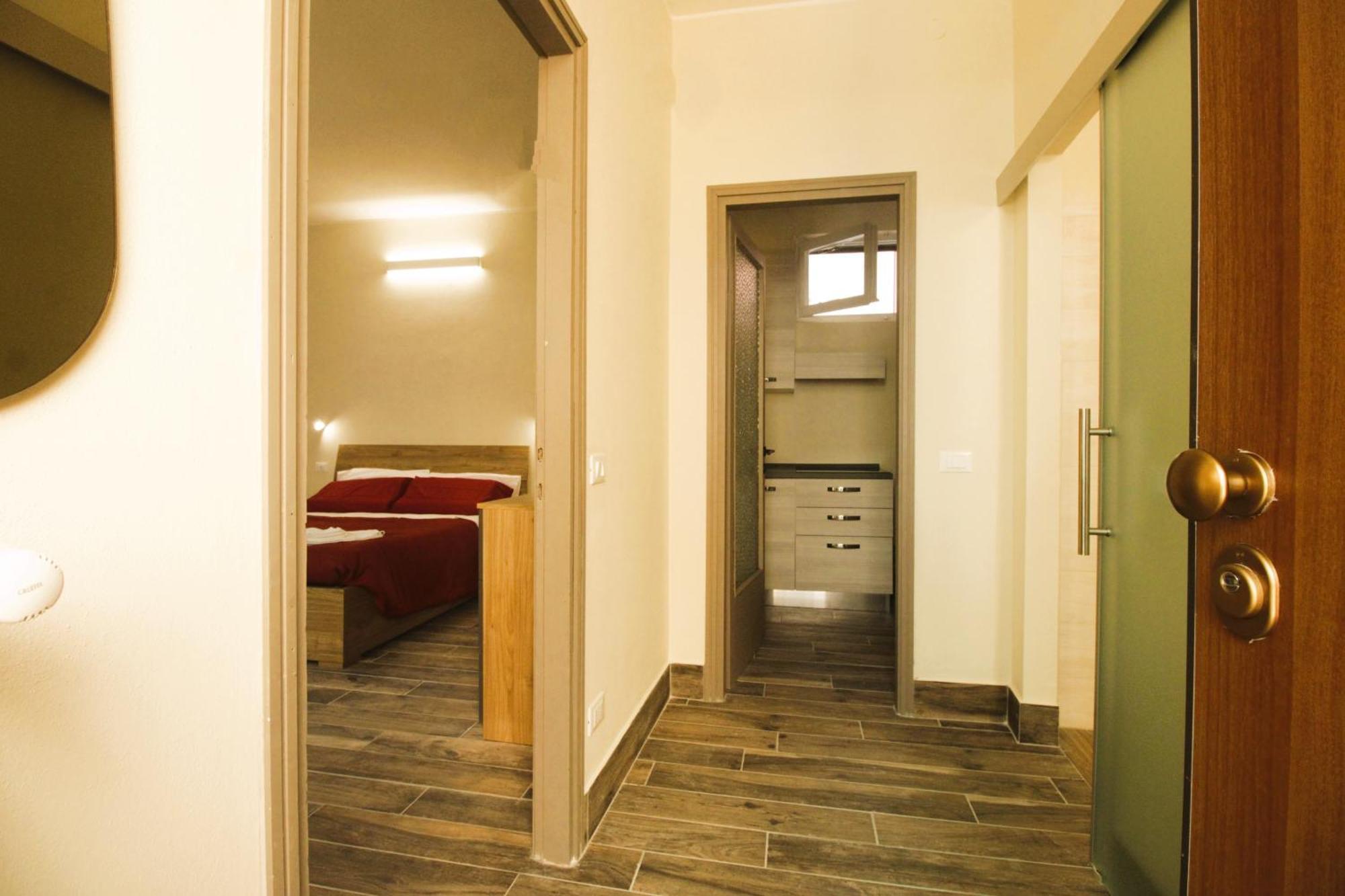 Elegante Suite Con Giardino In Centro Storico Pavía Exterior foto